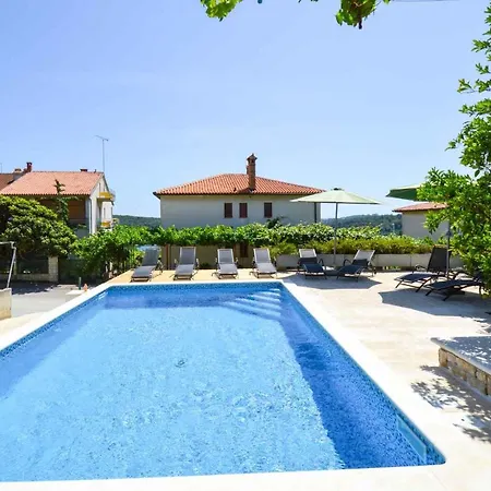 Pula 5 Apartament
