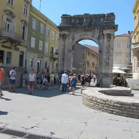 Pula 5