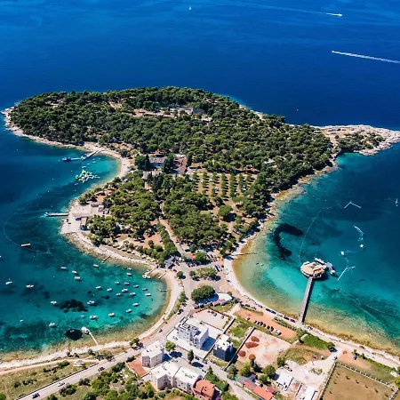Apartament Pula 5 *